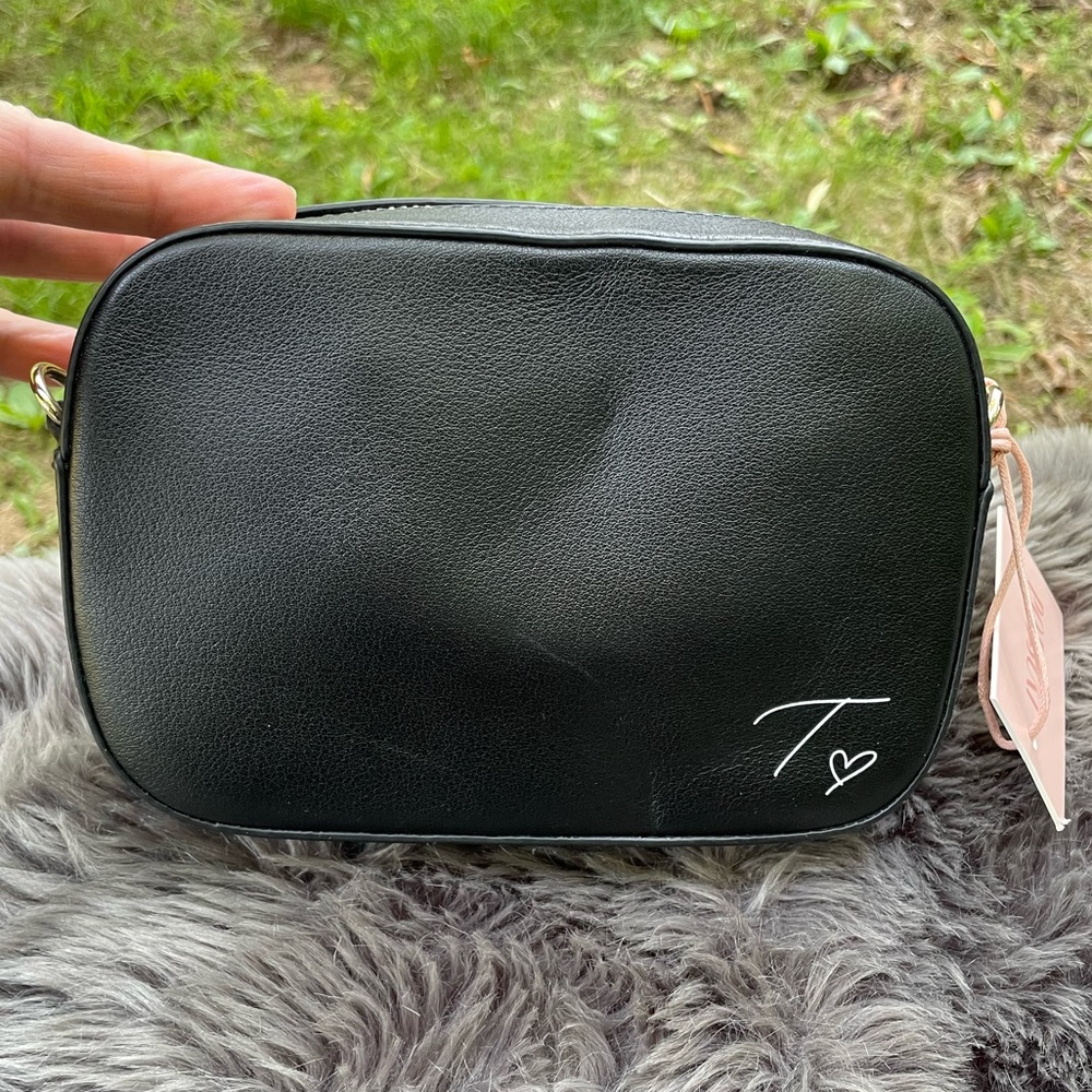 New Pop & Suki Black Leather Camera Convertible Crossbody Bag